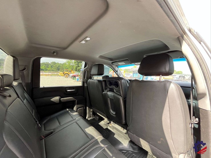 2021-chevrolet-silverado-2500-image-46