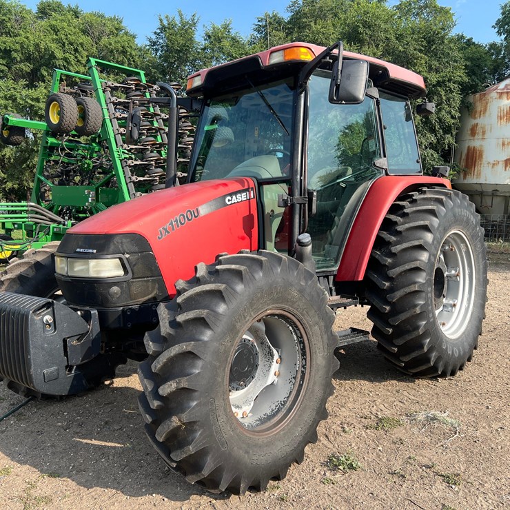 Case IH JX1100U Tractor