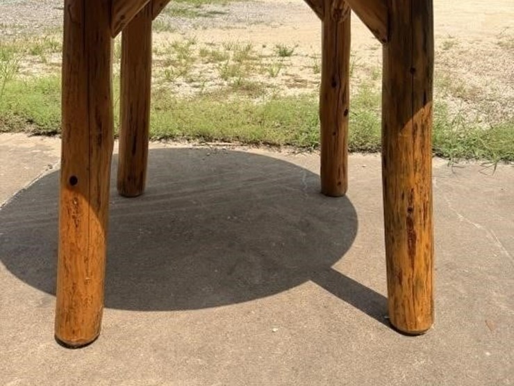 ms2---handmade-table-and-chair-set-image-4