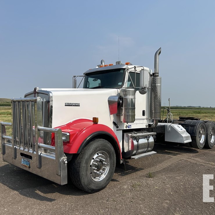 2007 KENWORTH W900