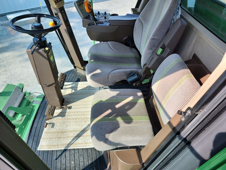 2010-john-deere-9670-sts-image-60