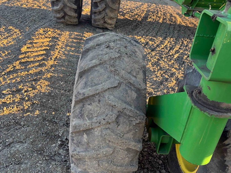 john-deere-1890-image-12