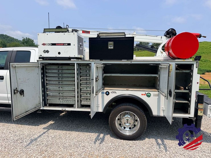 2019-ford-f550-xl-image-37