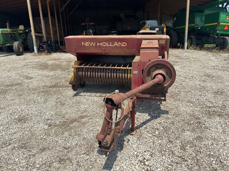 new-holland-276-image-3
