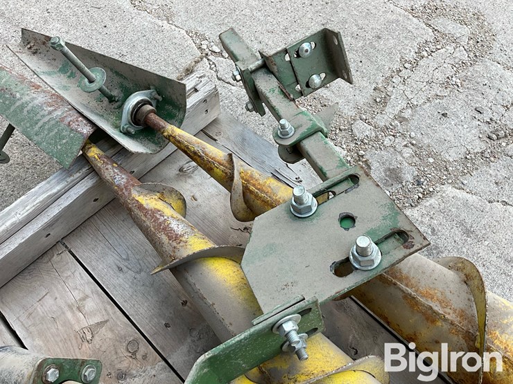 john-deere-608-image-15