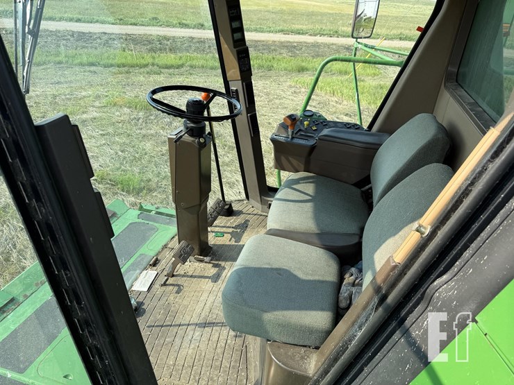 1993-john-deere-9600-image-44