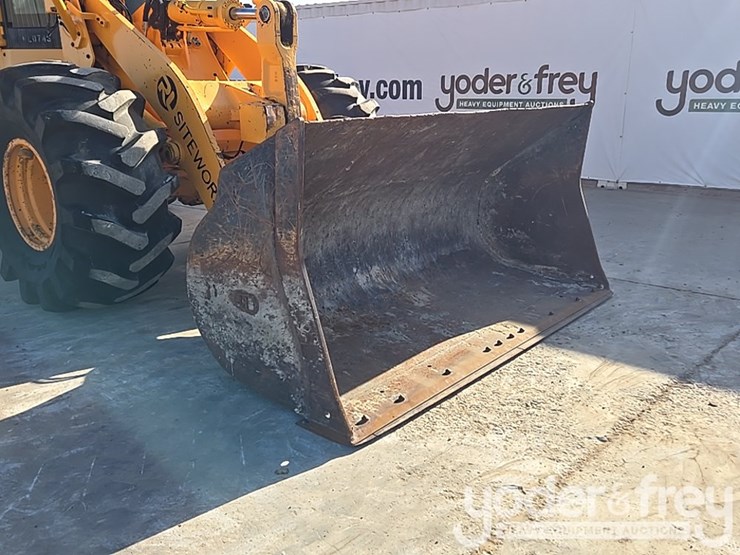 2019-hyundai-hl955-image-16