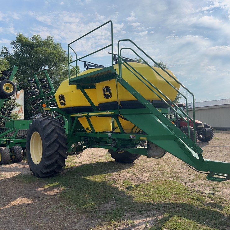 1980 JOHN DEERE 1910