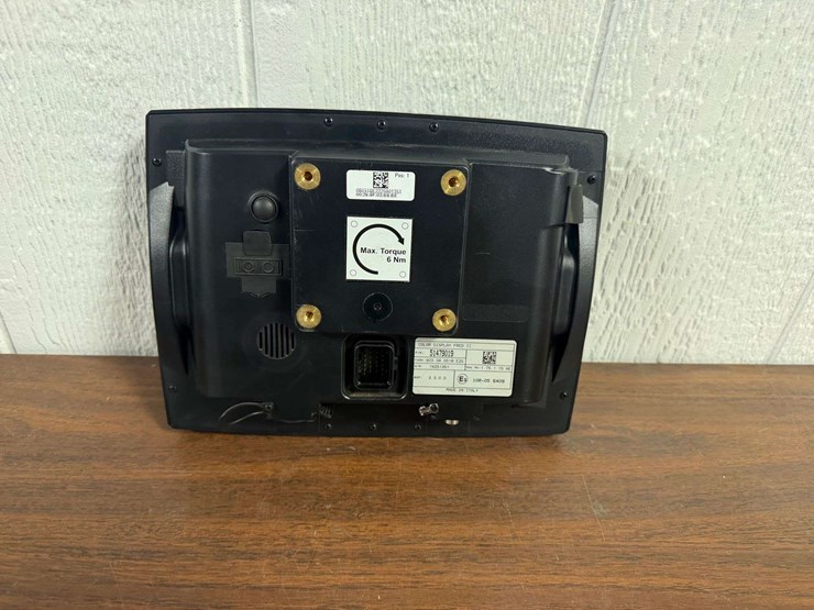 2019-case-ih-700-image-2