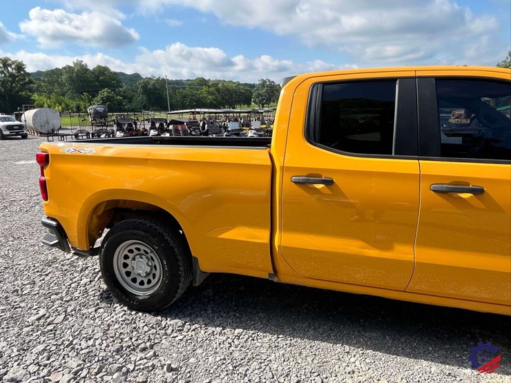 2021-chevrolet-silverado-1500-image-32