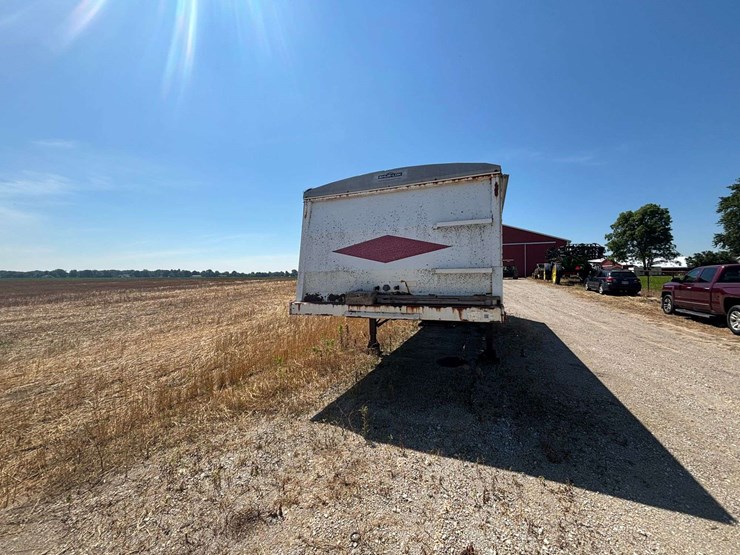 1995-wheeler-hopper-bottom-image-3