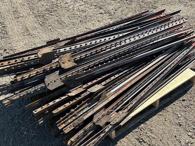 200x-5-1/2ft-t-posts-6604-image-2