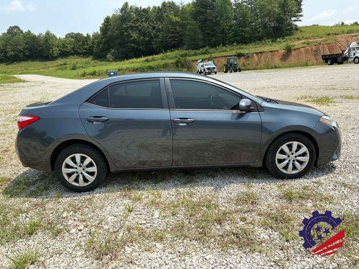 2015-toyota-carolla-l/le-image-4