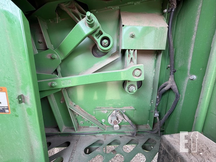 2020-john-deere-s780-image-49
