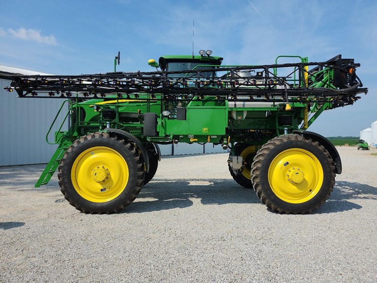 2011-john-deere-4730-image-10