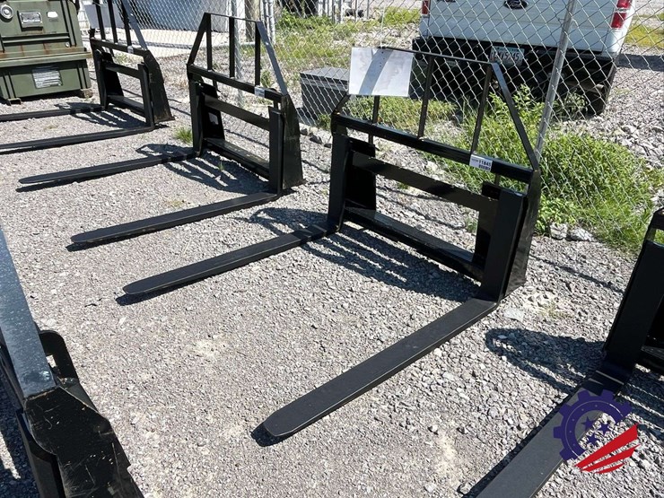unused-2026-mower-king-sa-skid-steer-forks-attachment-image-1