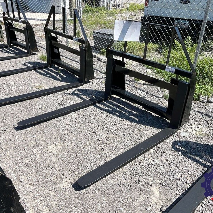 Unused 2026 MOWER KING SA Skid Steer Forks Attachment