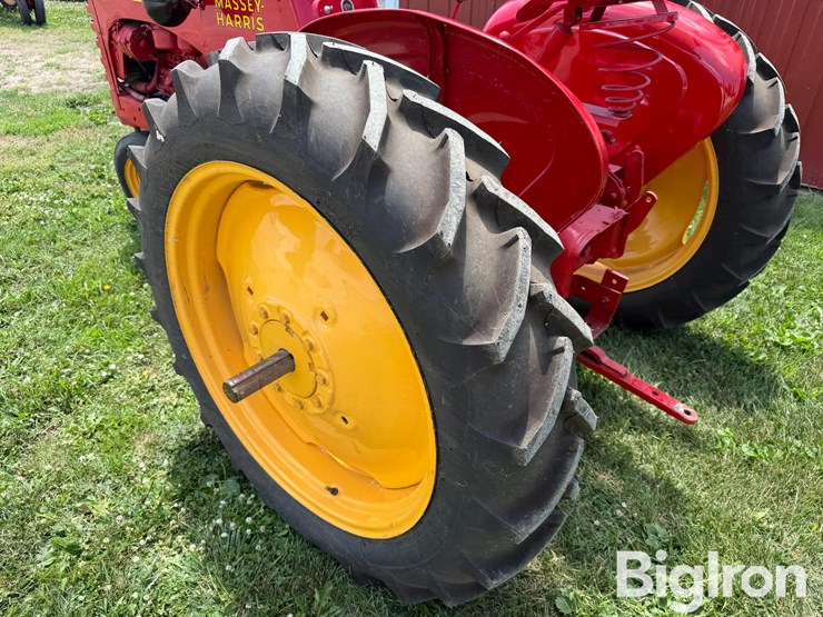 1950-massey-ferguson-22-image-19