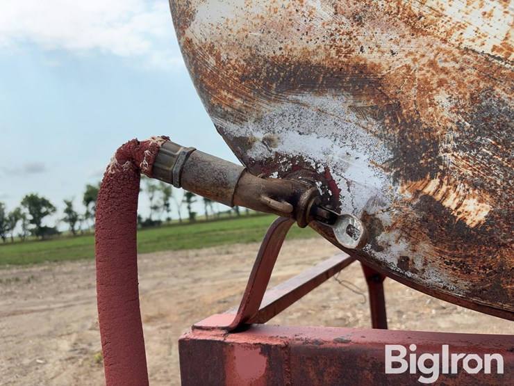 300-gal-fuel-barrel-on-stand-image-10
