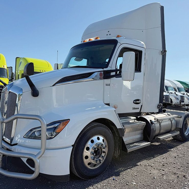 2024 KENWORTH T680