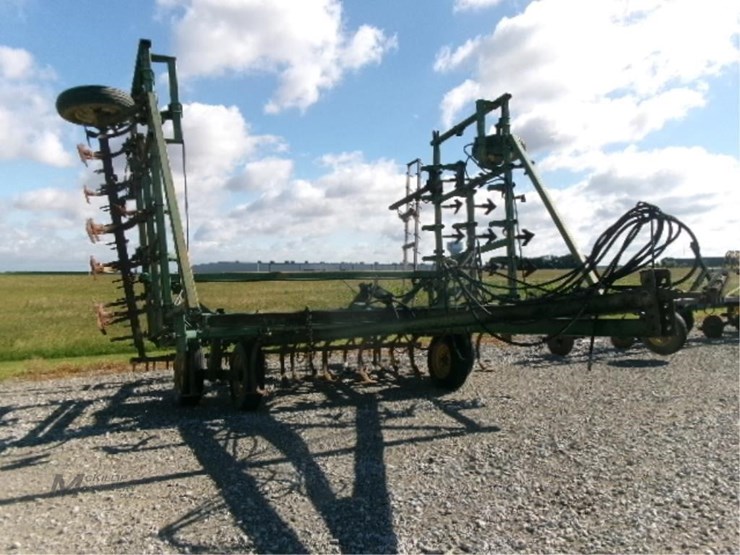 john-deere-1000-image-3
