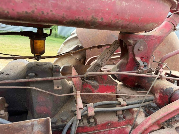 mccormick-deering-w6-standard-tractor-image-14