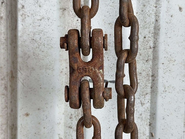 heavy-duty-forged-steel-utility-chain-with-hooks-image-5