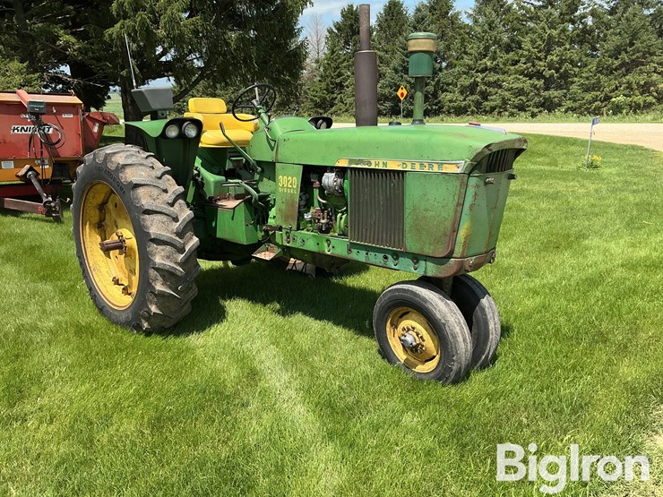 1968-john-deere-3020-image-3