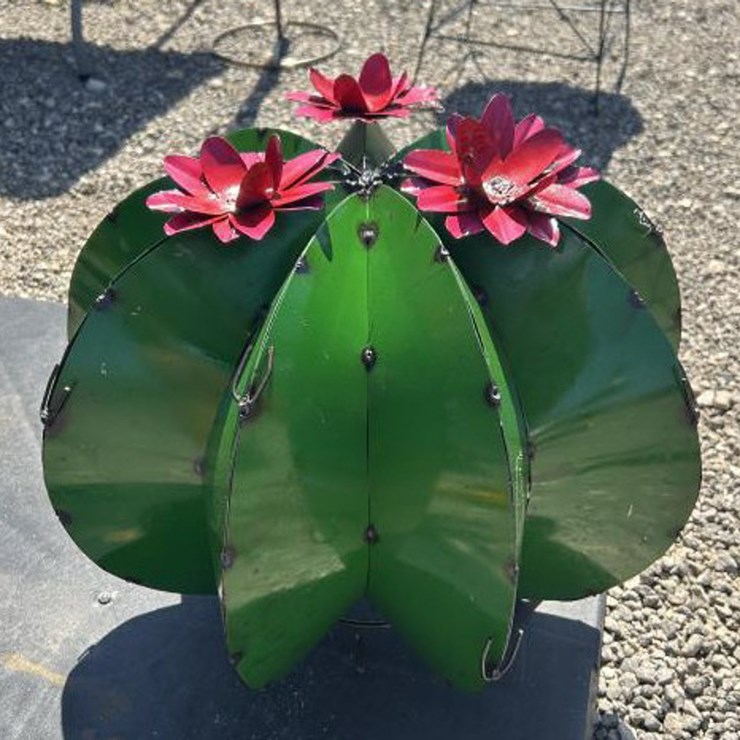 #148 • Metal Art - Large Cactus w/ Pink Flowers