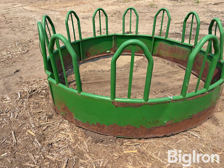 hw-steel-bale-feeder-image-11