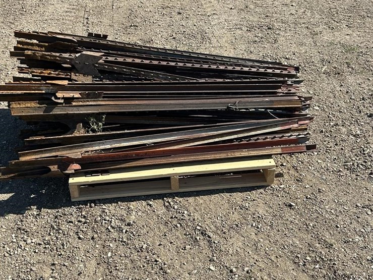 90x-5ft-t-posts-6609-image-2