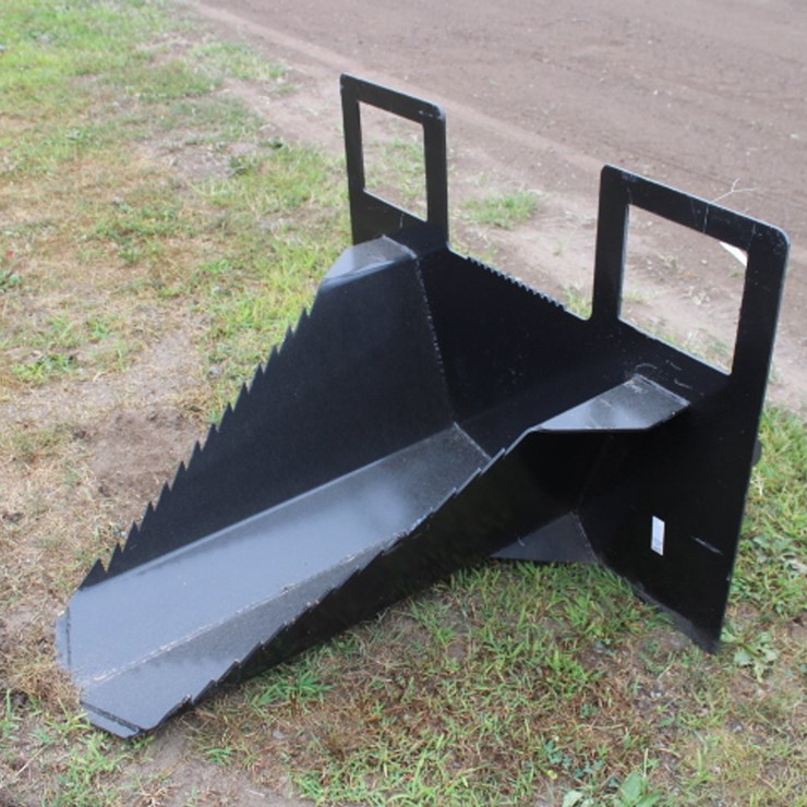 #7977 • 40 in spade bucket