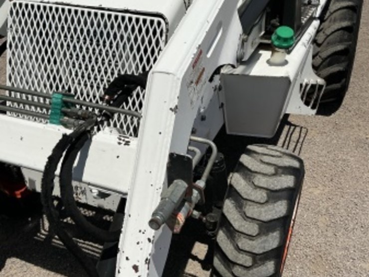 bobcat-b100t-image-12