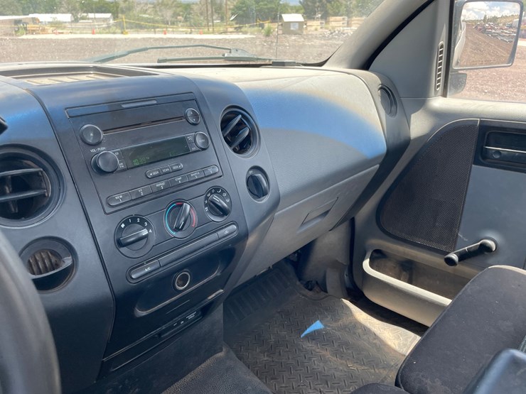 2004-ford-f150-image-50