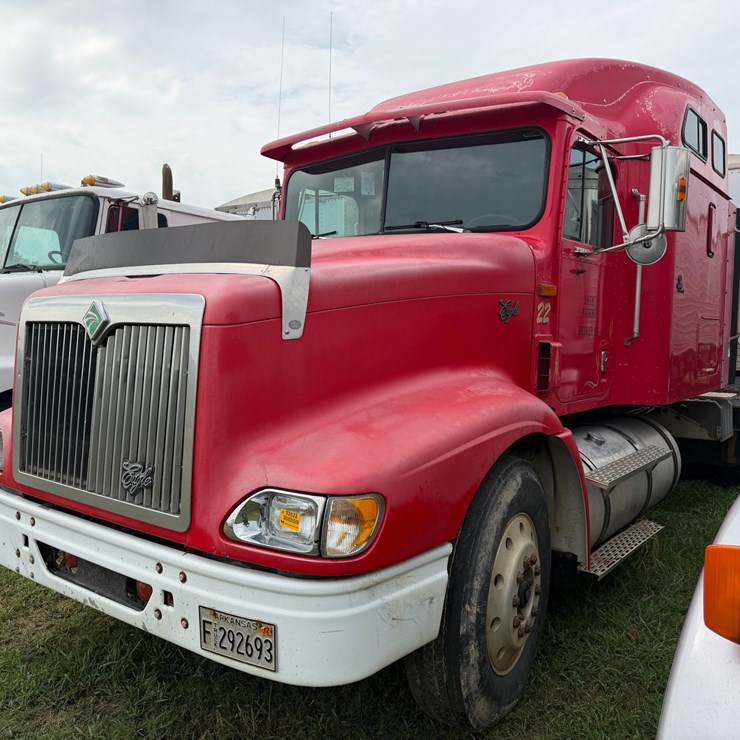 1997 INTERNATIONAL 9400