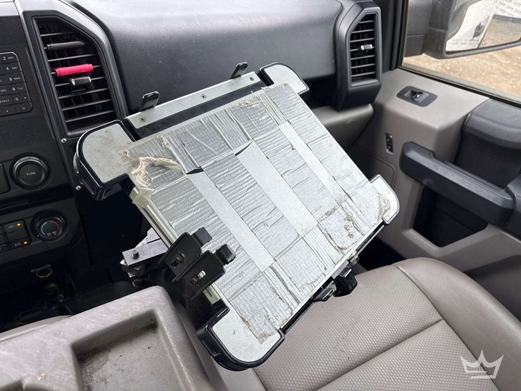 2017-ford-f150-image-21