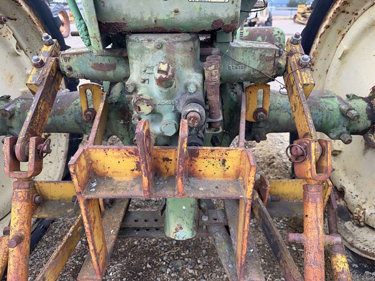 john-deere-model-b-image-22
