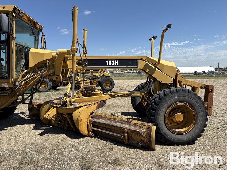 2004-caterpillar-163h-vhp-plus-image-14