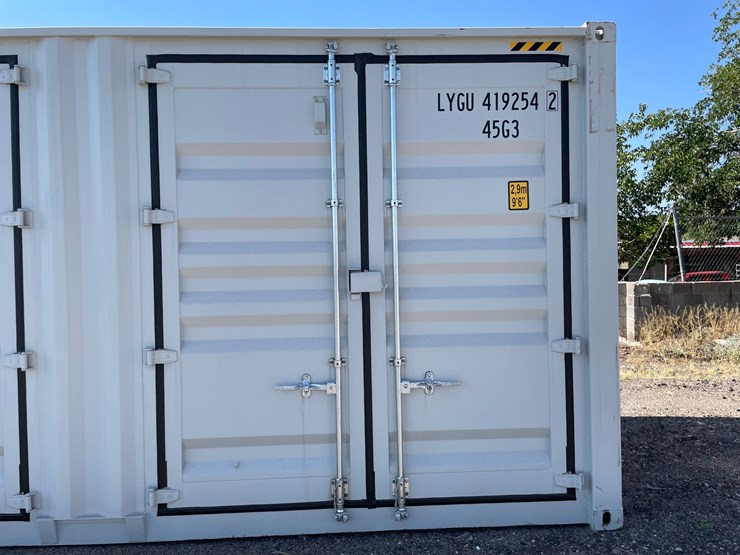 #2351-•-40'-high-shipping-container-image-9