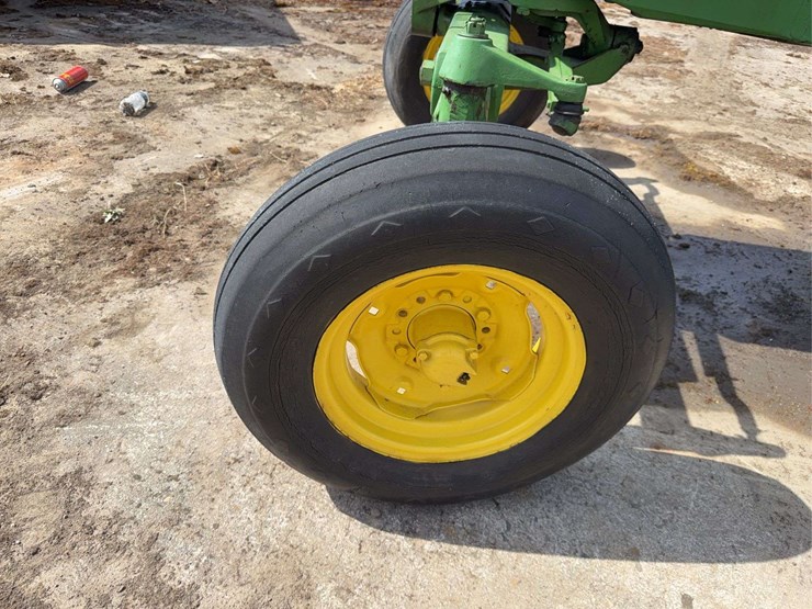 john-deere-730-image-13