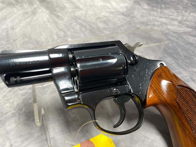 #10852-•-colt-detective-special-,-38-spl-revolver,-sn:-s35712-image-11