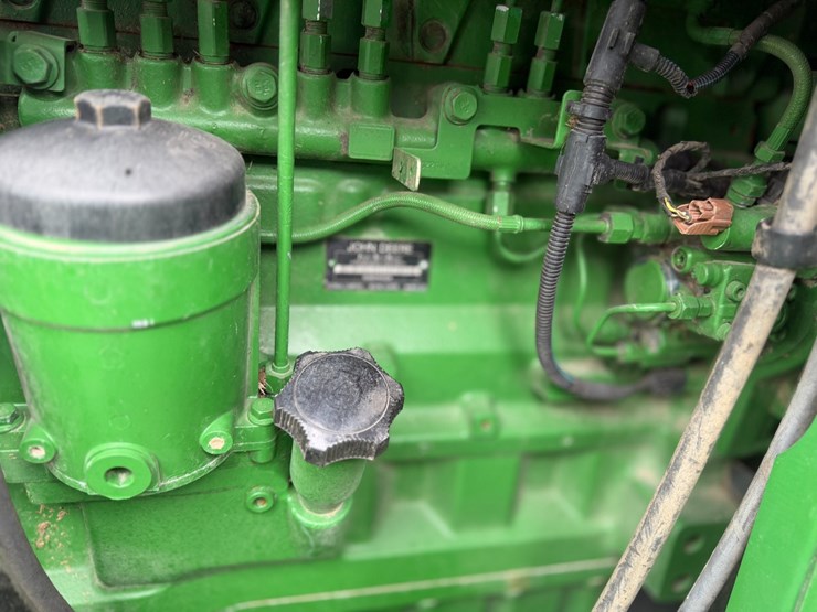 2011-john-deere-9770-sts-image-100