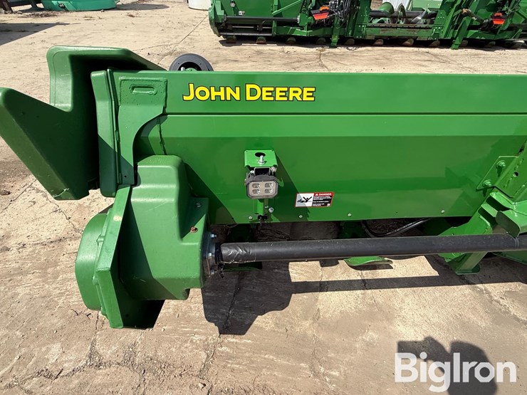 2022-john-deere-c12f-image-13