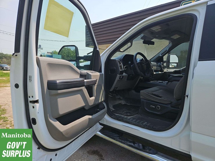 2017-ford-f250-image-17