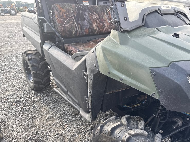 2014-honda-pioneer-700-image-33