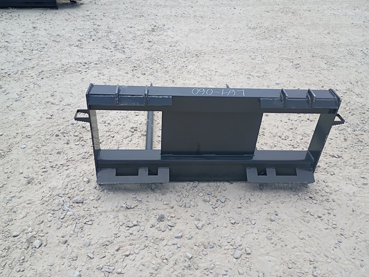#l64-060-•-jct-bale-spear-skid-steer-attachment-image-3