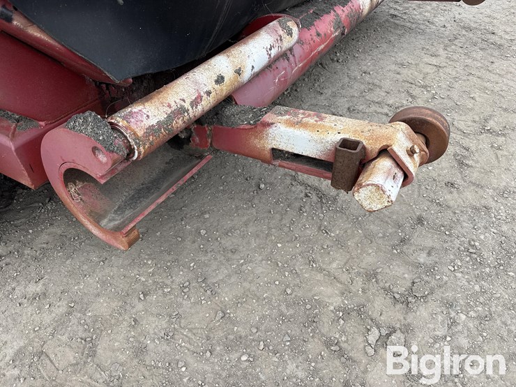 1998-broce-611-windrow-machine-image-10