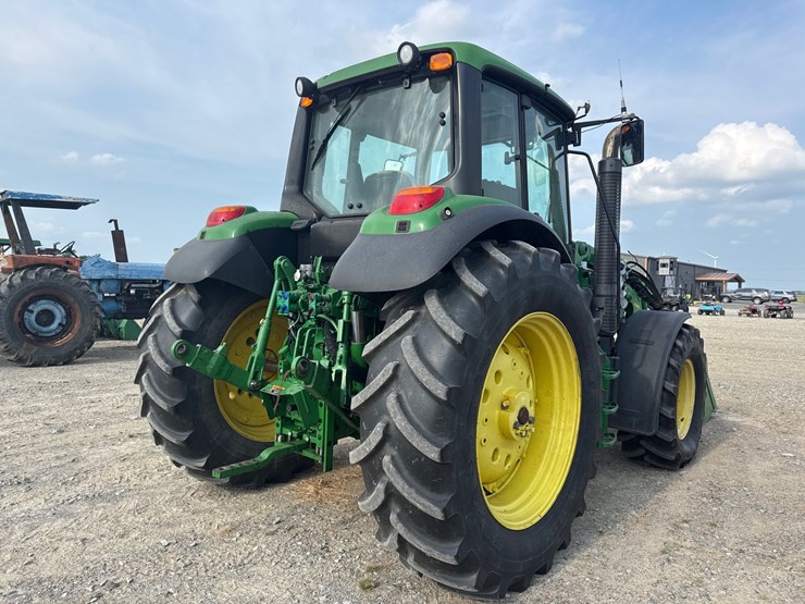 john-deere-6125m-image-3