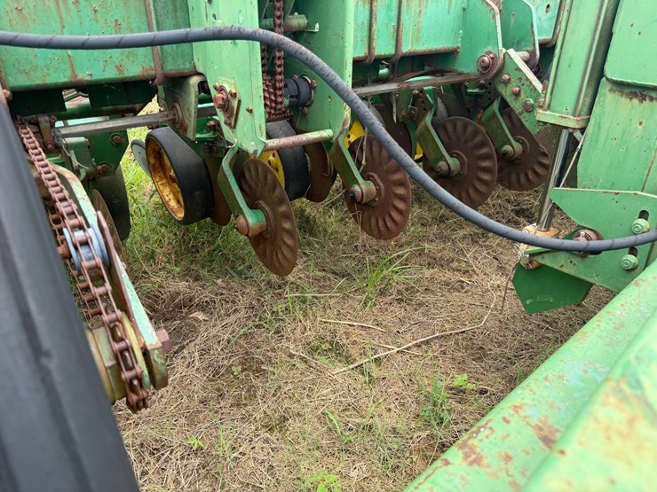 john-deere-530-image-74
