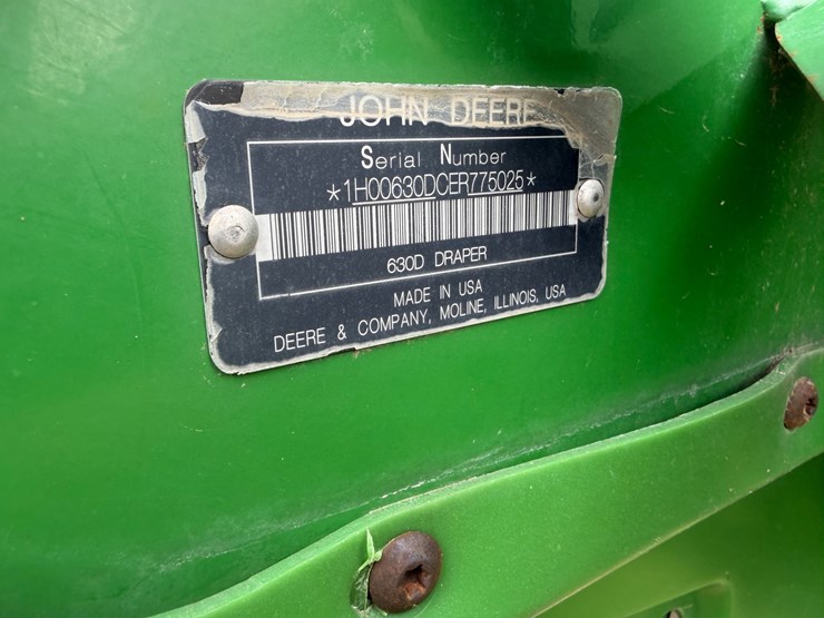 2015-john-deere-630d-image-50